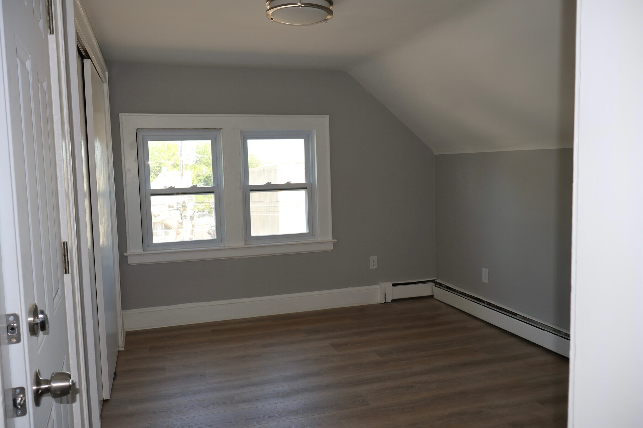Building Photo - 49 Gurdon St