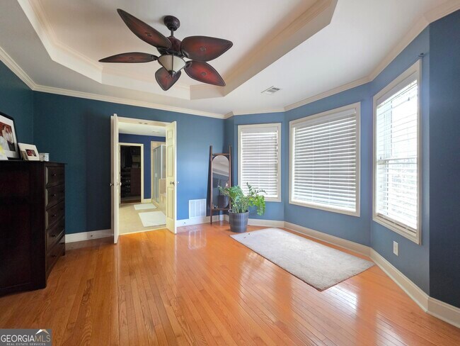 Building Photo - 94 Courtland Dr