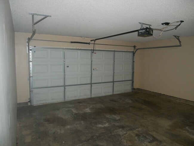 Building Photo - 7747 Mary Payton Dr