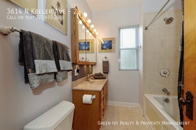 Building Photo - 3614 N Keeler Ave