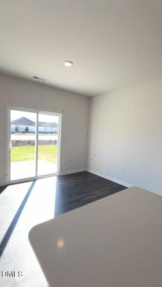 Building Photo - 852 Bullhorn Dr