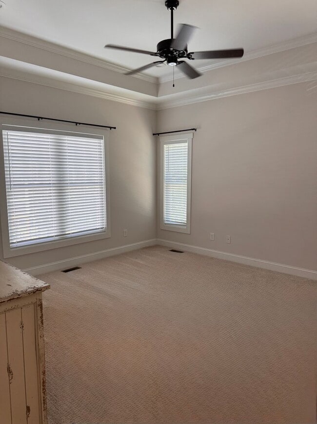 Building Photo - 3 Bedroom || 2 Bathroom Home in Forest