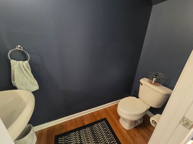 Building Photo - Beautiful Apex Townhome with Greenway Access & Community Amenities