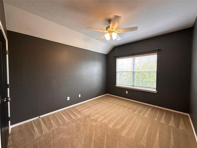 Building Photo - 4601 Tiddle Ln