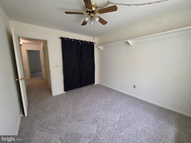 Building Photo - 9 Gristmill Dr
