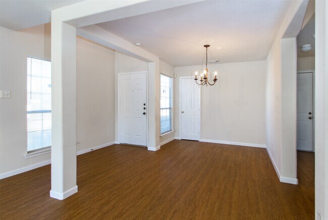 Building Photo - 14202 Ballfour Park Ln