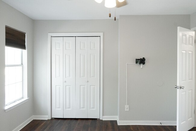 Building Photo - 2111 Turtle Ct