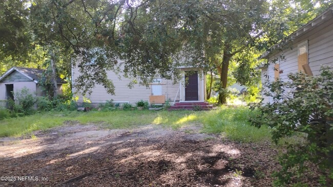 Building Photo - 1104 Tyler St