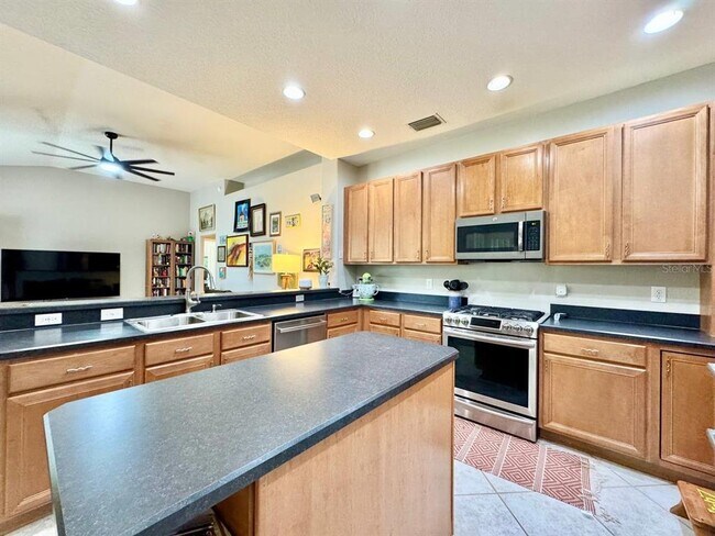 Building Photo - 16934 Melissa Ann Dr