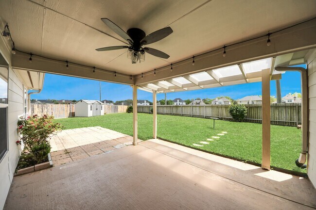 Building Photo - 7730 Trail Hollow