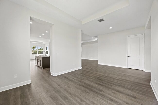 Building Photo - 14421 Spruce Pne Dr