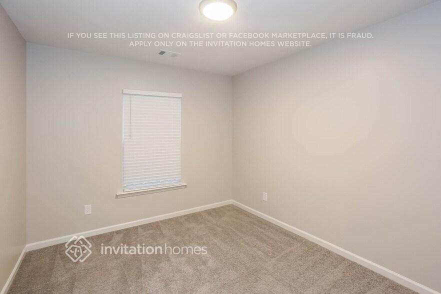 Building Photo - 5032 Abercromby St