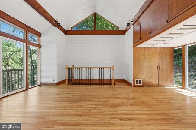 Building Photo - 803 Mill Creek Rd