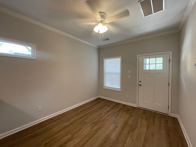 Building Photo - PRE-LEASING FOR AUGUST 2026!