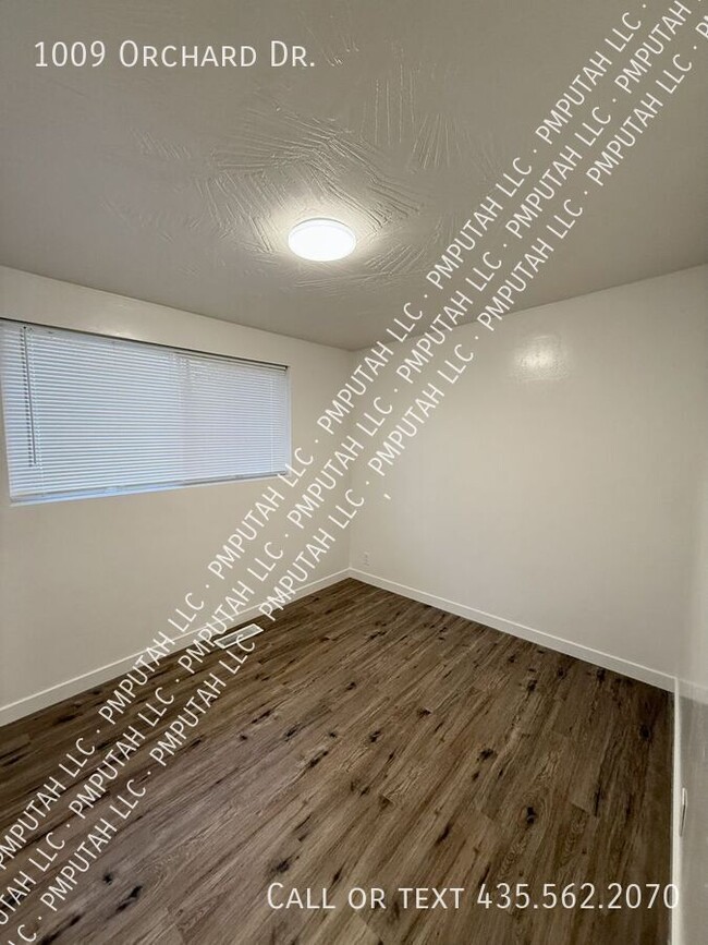 Building Photo - 1009 Orchard Dr