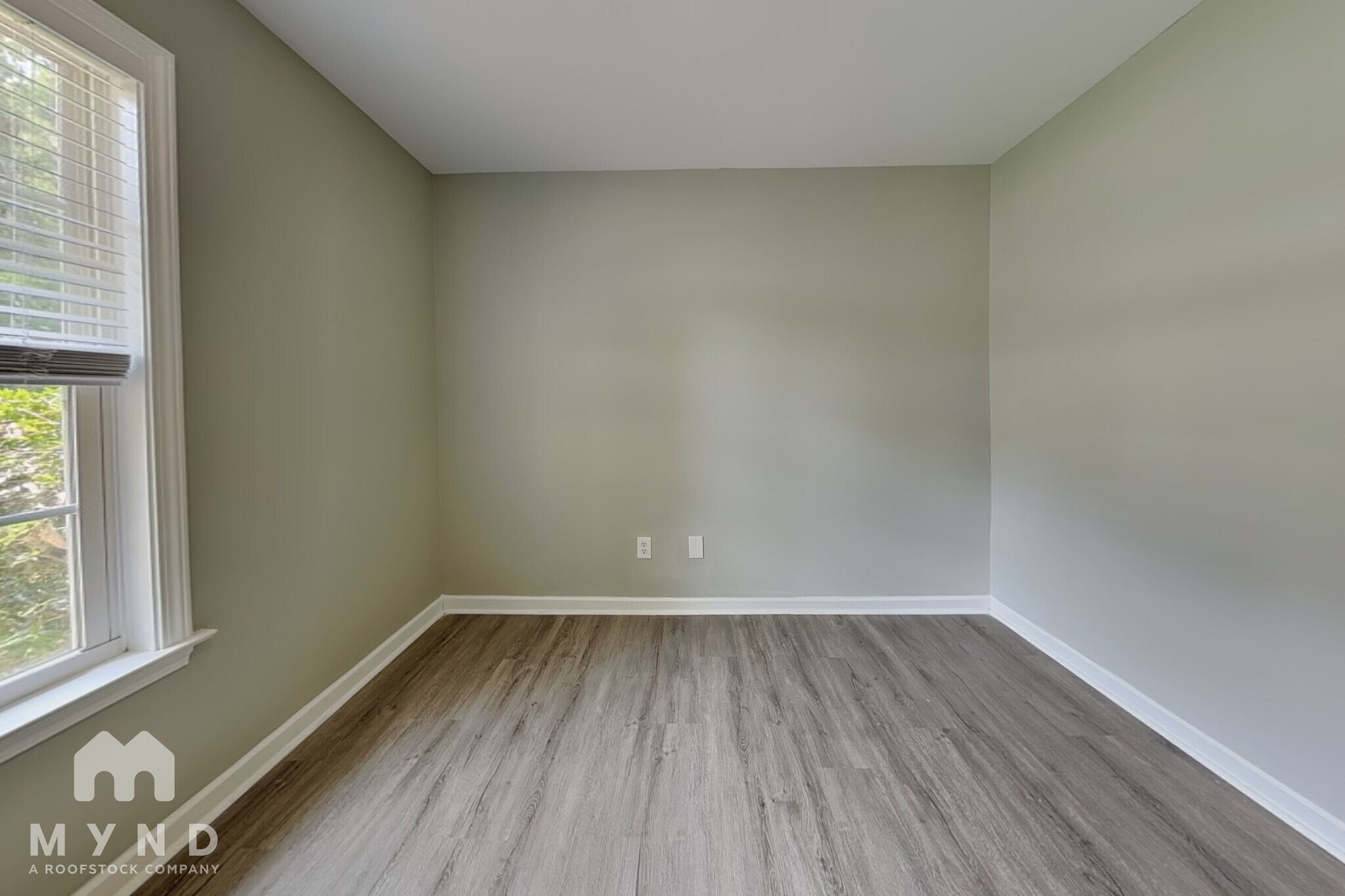 Building Photo - 50 Sapphire Ct