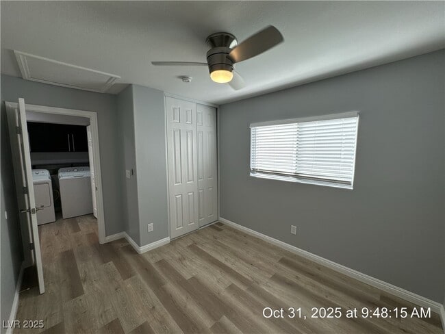 Building Photo - 10006 Mardagen St