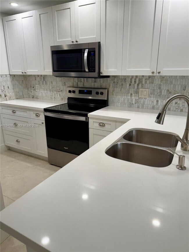 Building Photo - 14861 SW 104th St