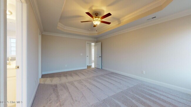 Building Photo - 51 N Ardsley Ln