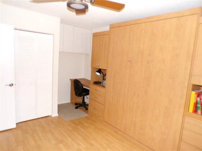 Building Photo - 102 Capri Isles Blvd