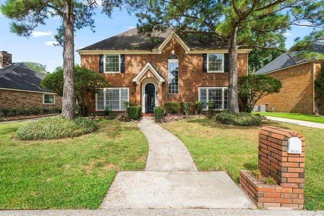 Primary Photo - 4111 Rock Springs Dr
