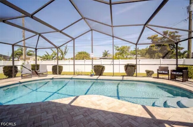 Building Photo - 203 SE 43rd Terrace