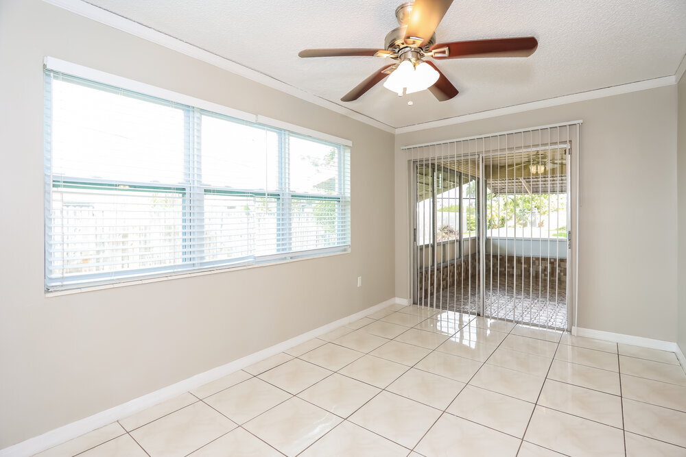 Building Photo - 9521 NW 25th St