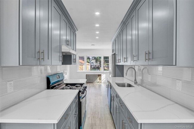 Building Photo - 86-27 239th St