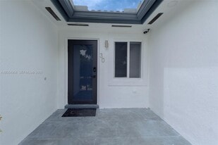 Building Photo - 30 NW 159th St