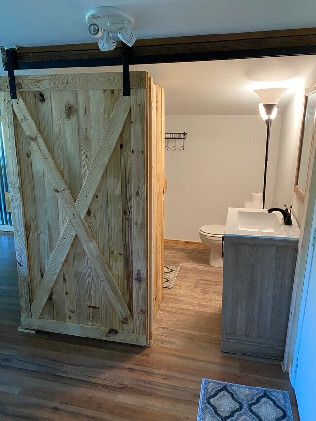 Building Photo - 7447 Hawkins Rd