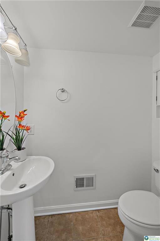 Building Photo - 8517 Gateway Rd