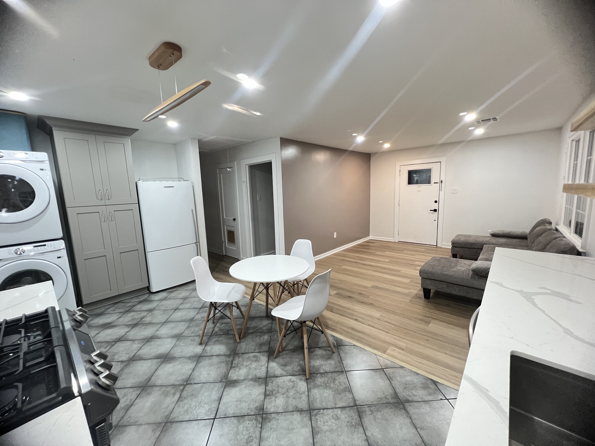 Open floor plan - 7900 Richard St