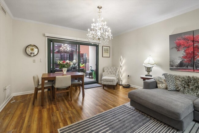 Building Photo - 121 N Monroe St