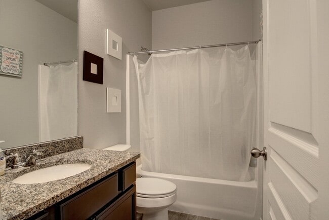 Building Photo - 2206 Oso Bay Preserve Dr