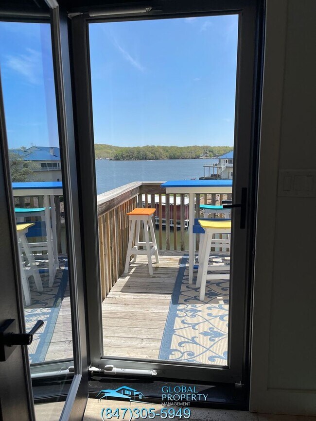 Building Photo - 880 Wading Bird Rd