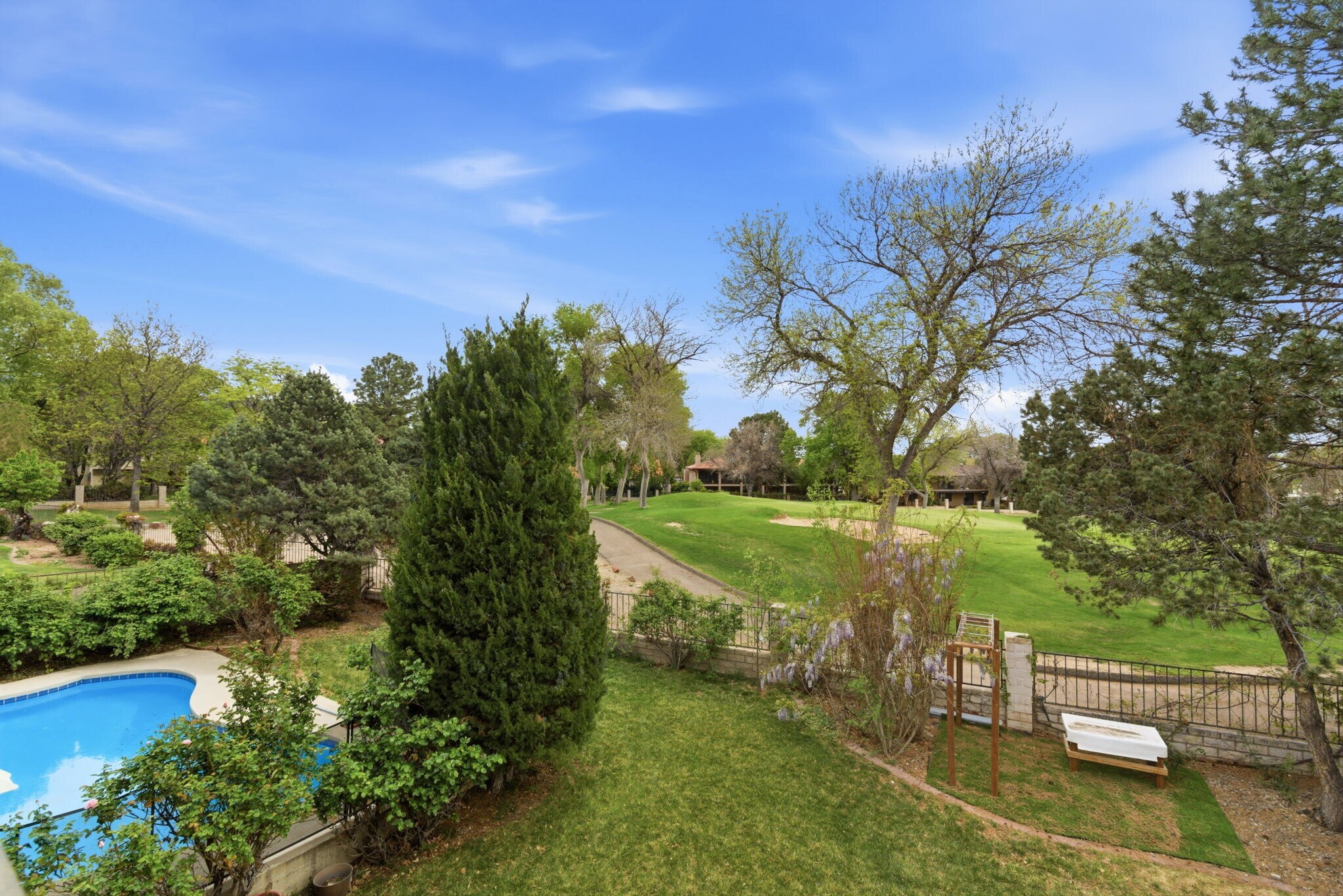 Building Photo - 9706 Tanoan Dr NE