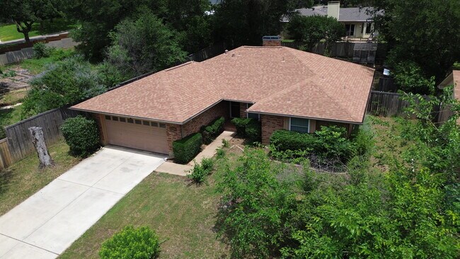 Building Photo - 1607 Wisteria St