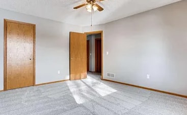 Building Photo - 5505 Orleans Ln