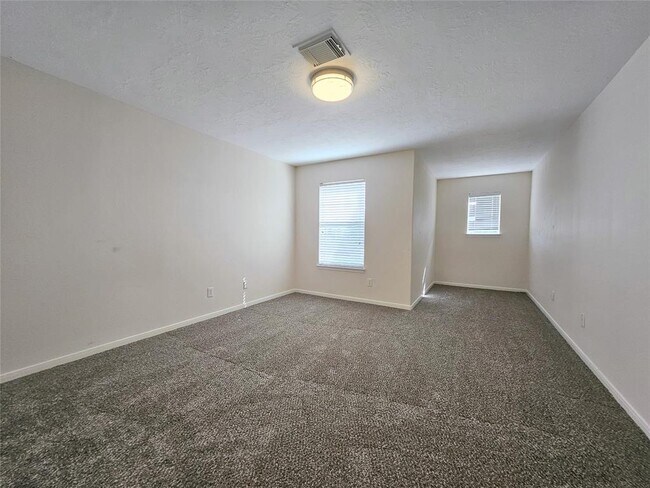 Building Photo - 24402 Cornell Park Ln