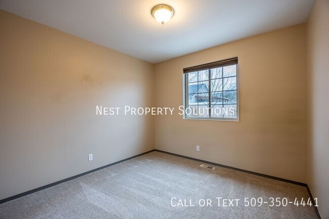 Building Photo - 1525 S Bailey Ave