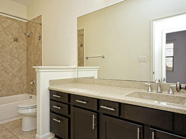 Building Photo - 2216 Lookout Range Dr