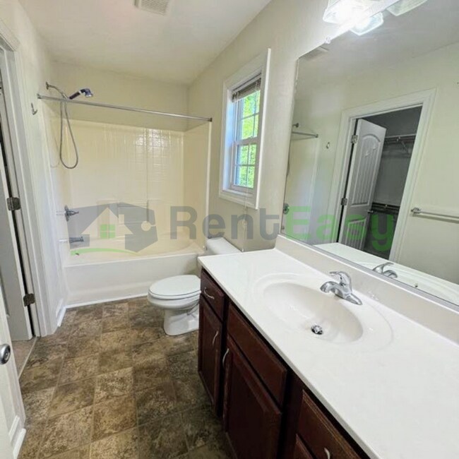 Building Photo - 4116 2nd St