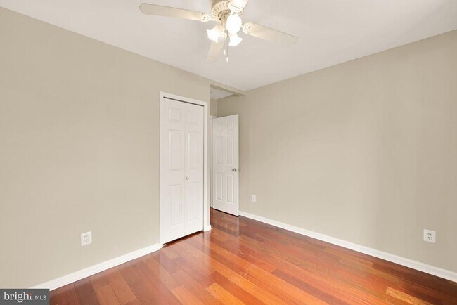 Building Photo - 1405 Montello Ave NE