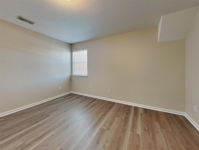 Building Photo - 11814 E Galwan Cir