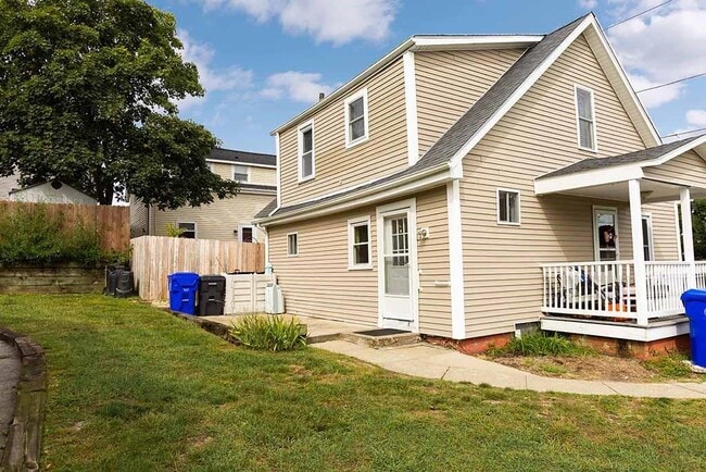 Building Photo - 149 Stanton Ave