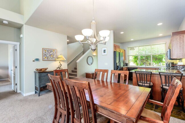 Building Photo - 10576 Village Loop