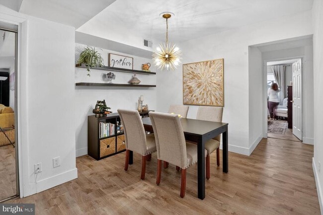 Building Photo - 236 W Taylor Run Pkwy