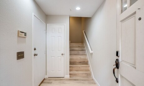 Building Photo - 14061 Lemoli Ave