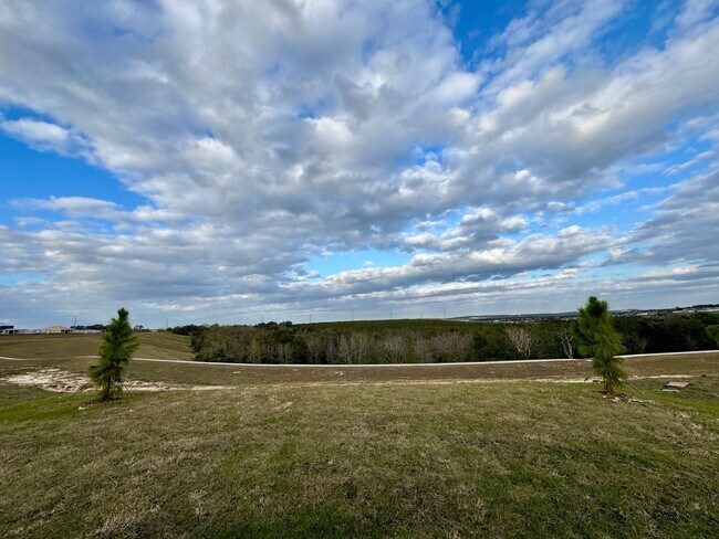 Building Photo - BRAND NEW HOME IN HIDDEN RIDEGE FOR RENT