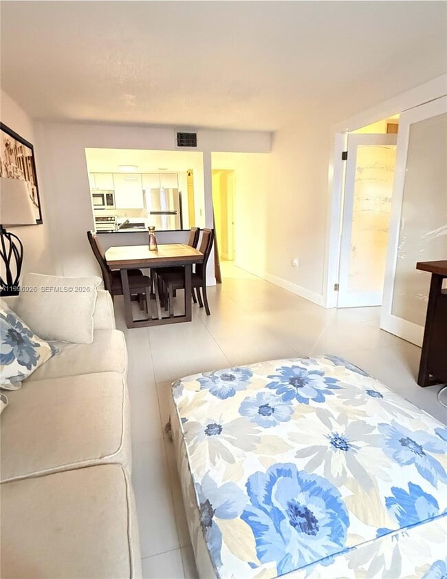 Building Photo - 6801 Harding Ave